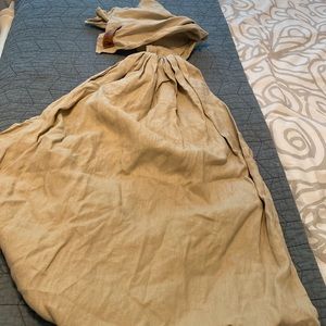 Wild bird linen wrap